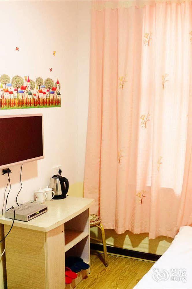 Qingdao Peninsula Four Seasons Business Hotel Εξωτερικό φωτογραφία